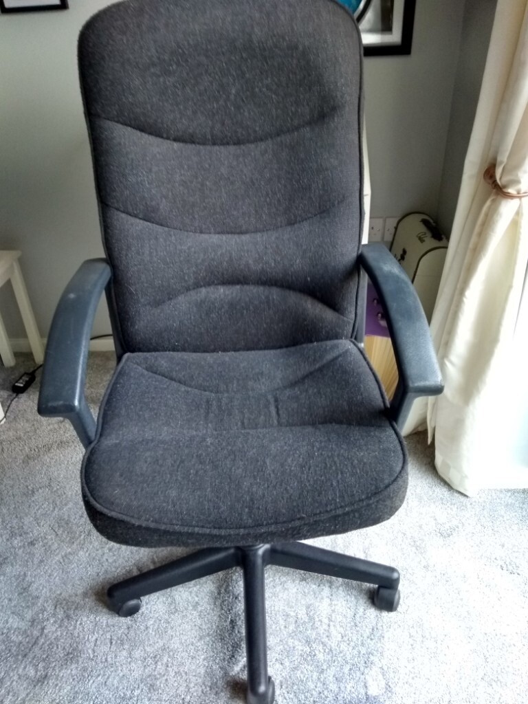 Adjustable office chair - FREE TO GOOD HOME | in Carlton Colville
