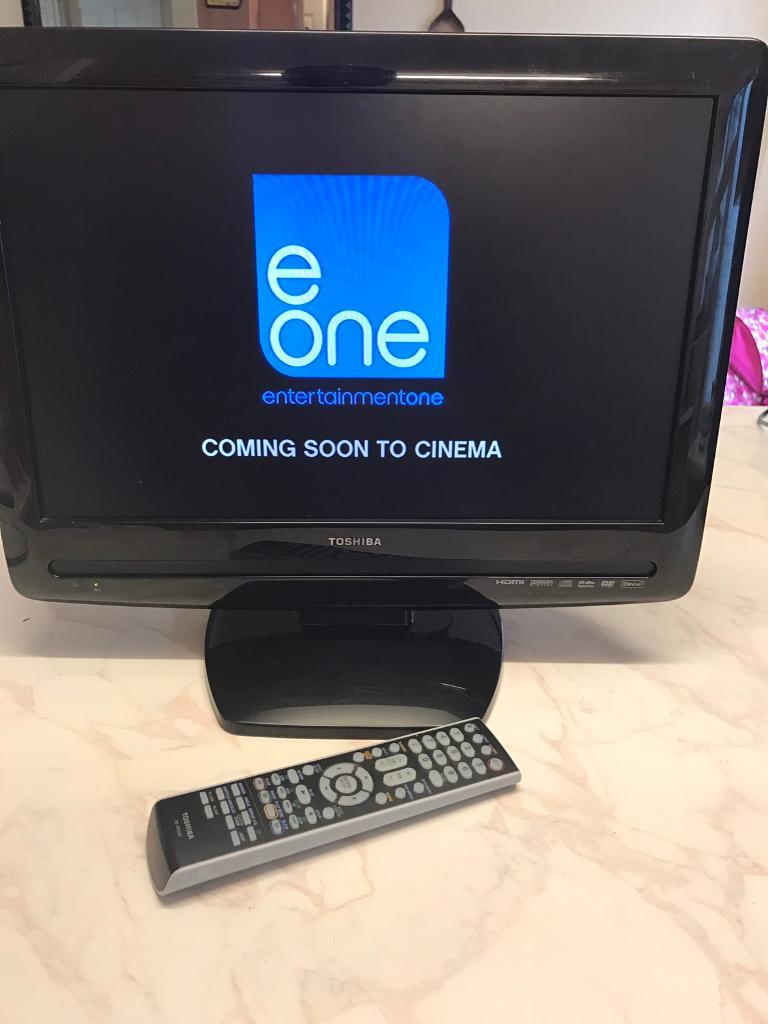 19 inch toshiba tv/DVD combo in Swindon, Wiltshire Gumtree