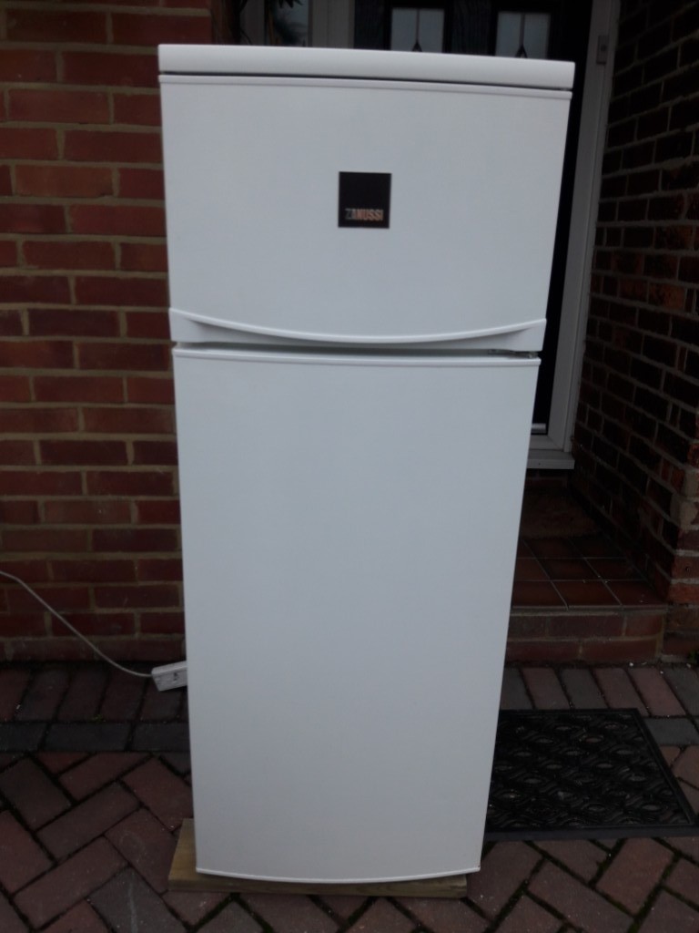 Zanussi fridgefreezer in Southampton, Hampshire Gumtree