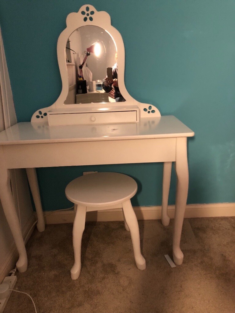Girls dressing table in Norwich, Norfolk Gumtree