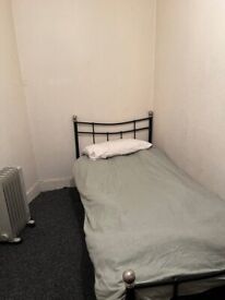 image for Room for rent £150 per week 