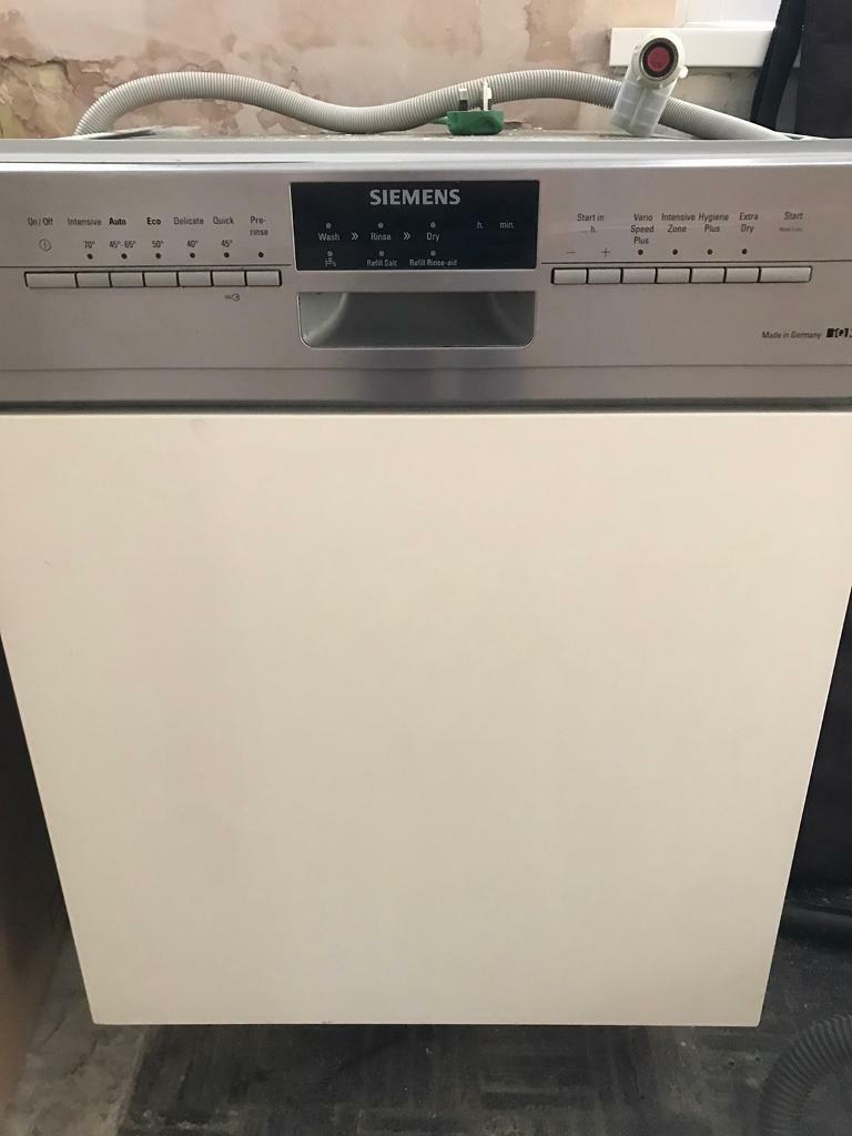 Dishwasher Siemens Semi Integrated in Woking, Surrey Gumtree