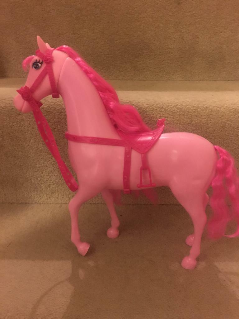 Pink horse in Ipswich, Suffolk Gumtree