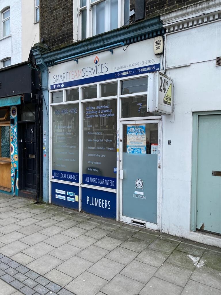 Shop to let in Lewisham, London Gumtree