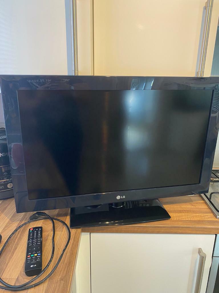 LG 32” lcd tv 1080p hd hardly used in Maidstone, Kent Gumtree