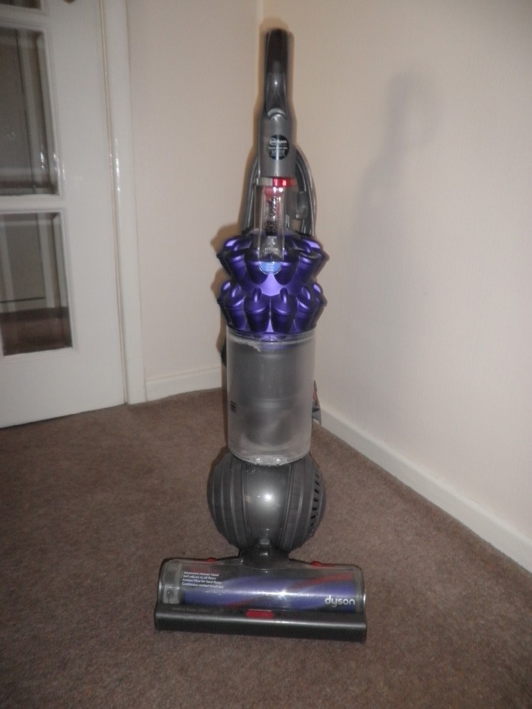 DYSON DC50 UPRIGHT VACUUM CLEANER WITH TOOLS EXCELLENT CONDITION in