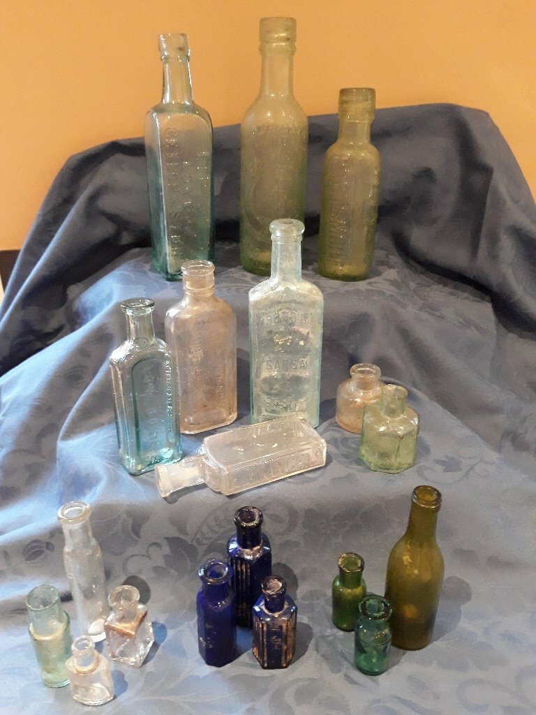 19 antique bottles for sale dating from 19th and 20th Century in