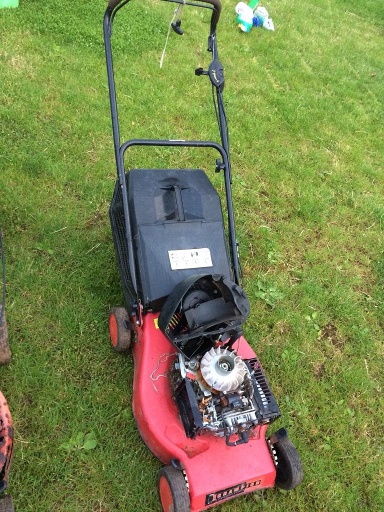 Broken lawnmower in Newark, Nottinghamshire Gumtree