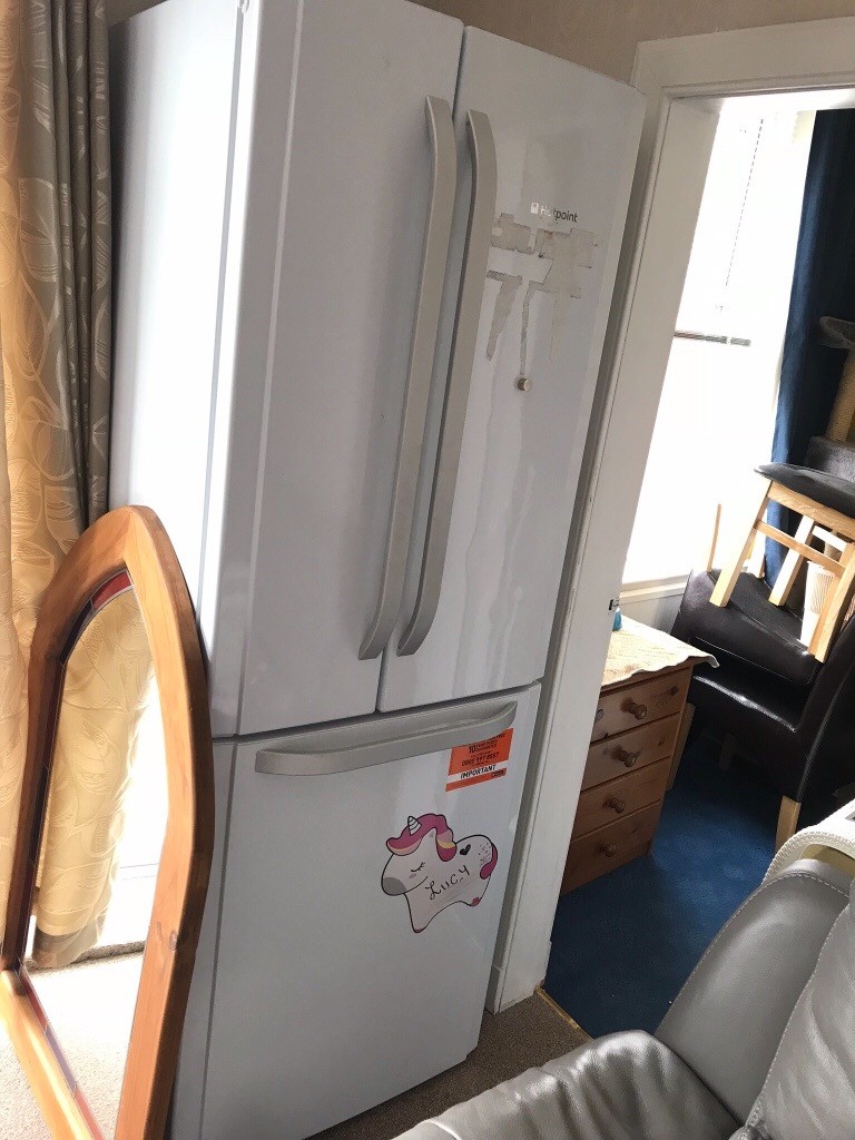 600mm double door fab fridge freezer in Colinton Mains, Edinburgh