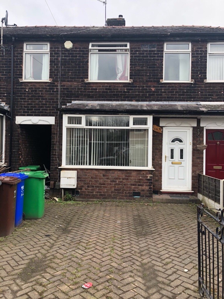 3 bedrooms House to Let in Crumpsall Manchester in Blackley