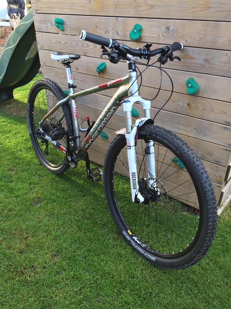 specialized gravel road bike