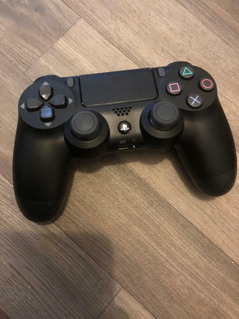 Brand new ps4 controller in Sauchie, Clackmannanshire Gumtree