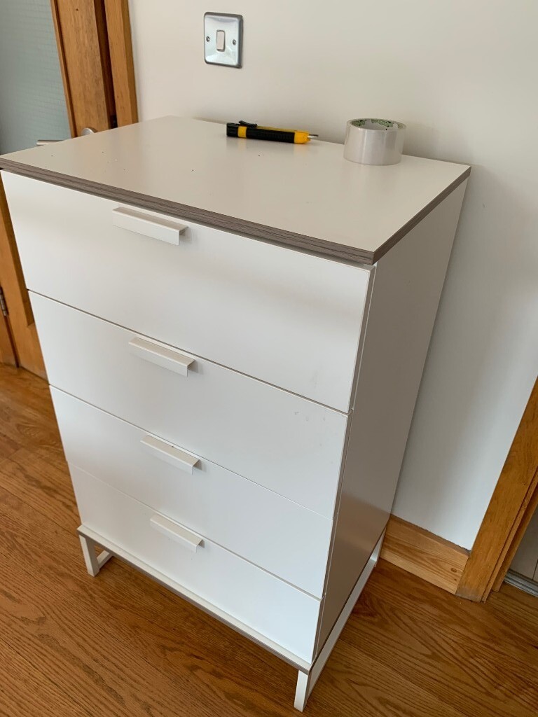 IKEA white chest of drawers, 4 drawers, 99 cm x 60 cm x 40 cm depth