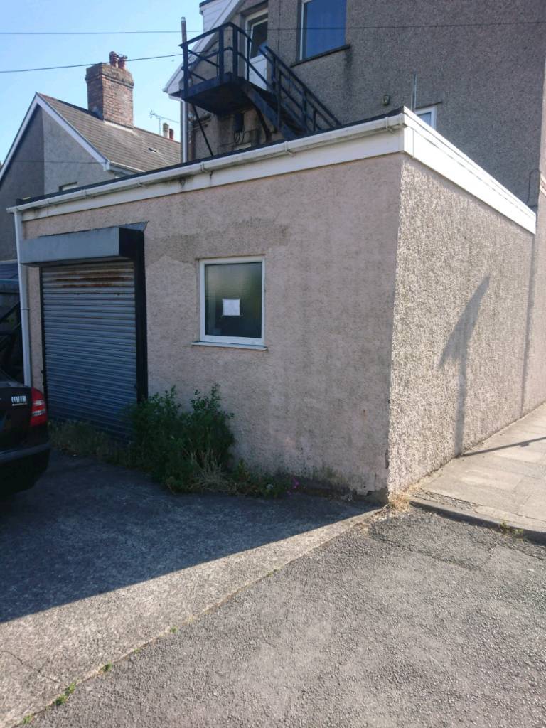 Lock up unit Porthcawl in Bridgend Gumtree