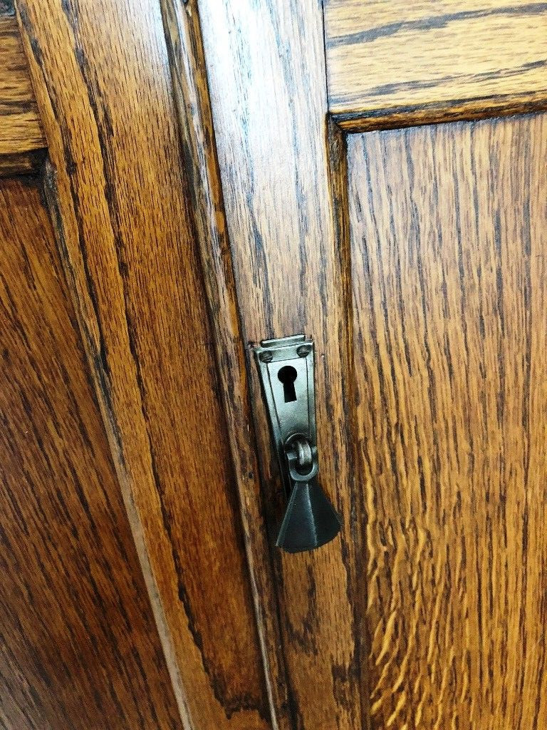 Tiger Oak Vintage Wardrobe Closet Shaker? Original Hardware, Nice!