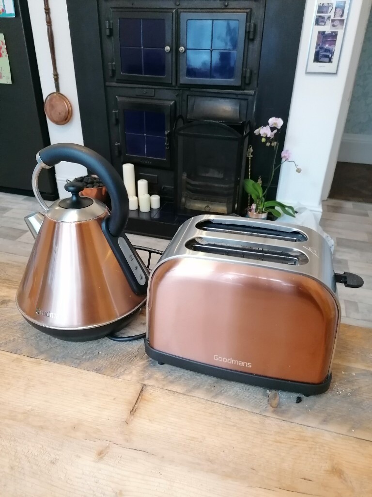Copper kettle and toaster in Grimsby, Lincolnshire Gumtree