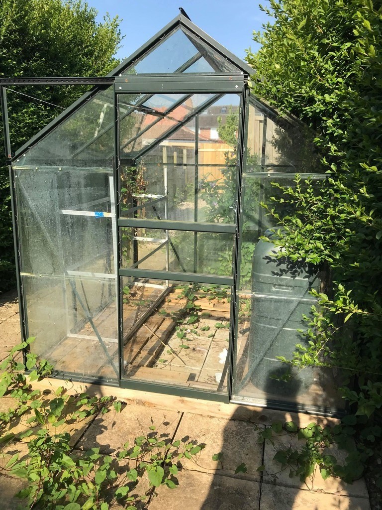 6ft x 6ft greenhouse very good condition buyer to collect and