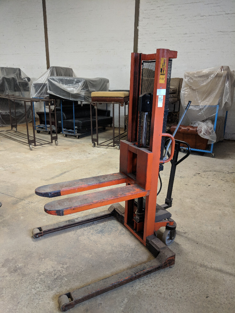 Manual hydraulic forklift pallet lifter in Cumbernauld, Glasgow Gumtree