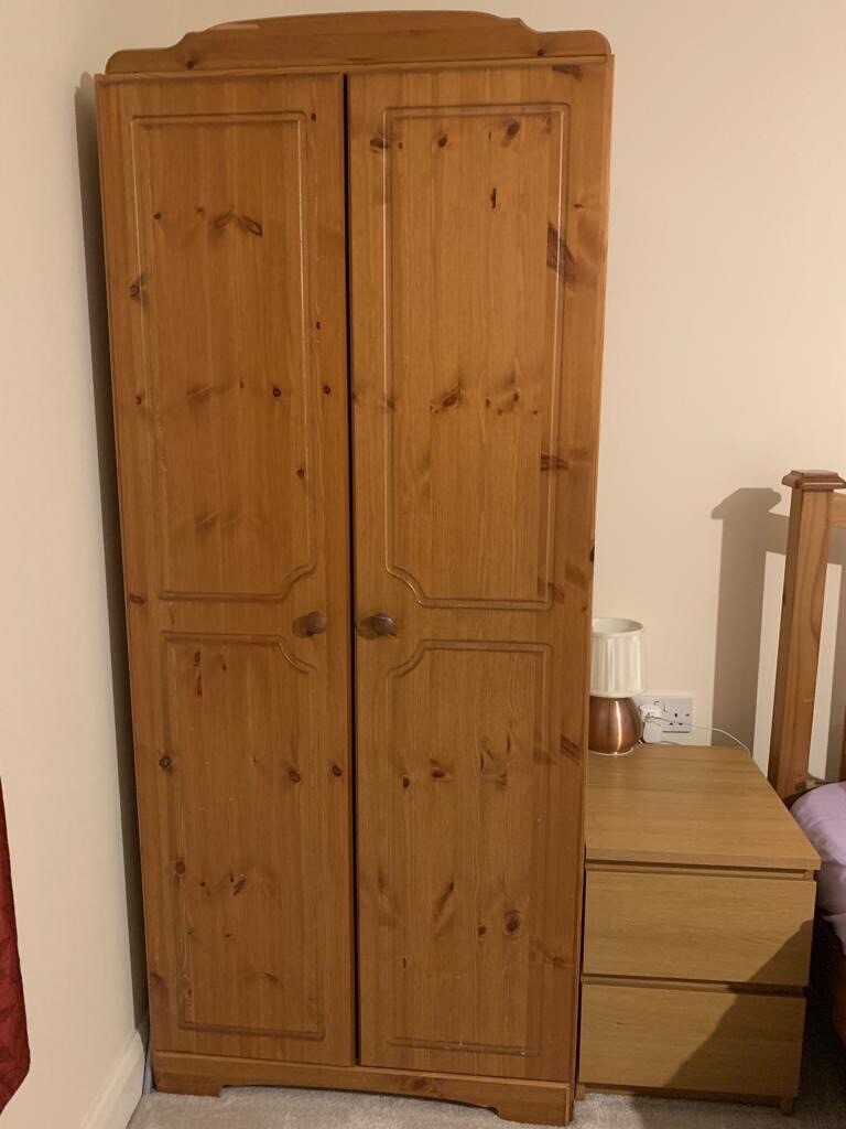 3 Single Wardrobes For Sale In Milton Keynes Buckinghamshire