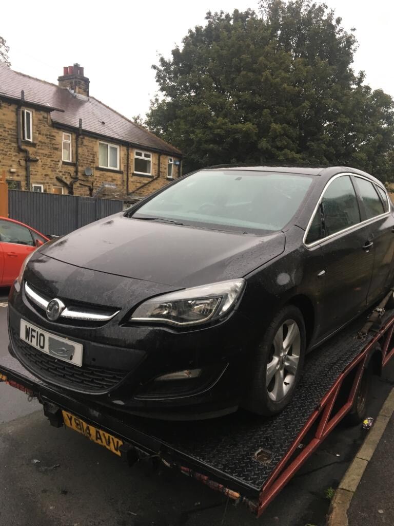 VAUXHALL ASTRA J MK6 BREAKING FOR SPARE PARTS SALVAGE REPAIRS in