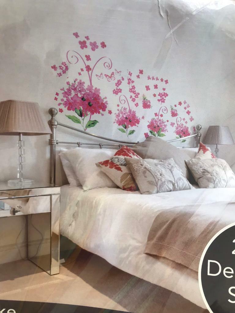 Self adhesive wall art in Llanedeyrn, Cardiff Gumtree