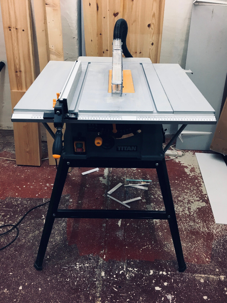 Titan TTB674TAS Electric Table Saw 1500W in Clanfield, Hampshire