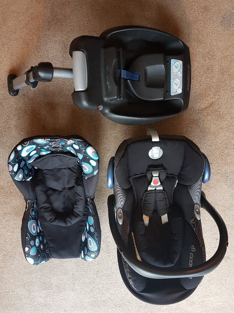 Maxi Cosi Cabriofix Carseat, easy base and spare insert ...
