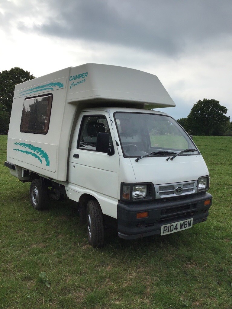 Daihatsu hijet camper