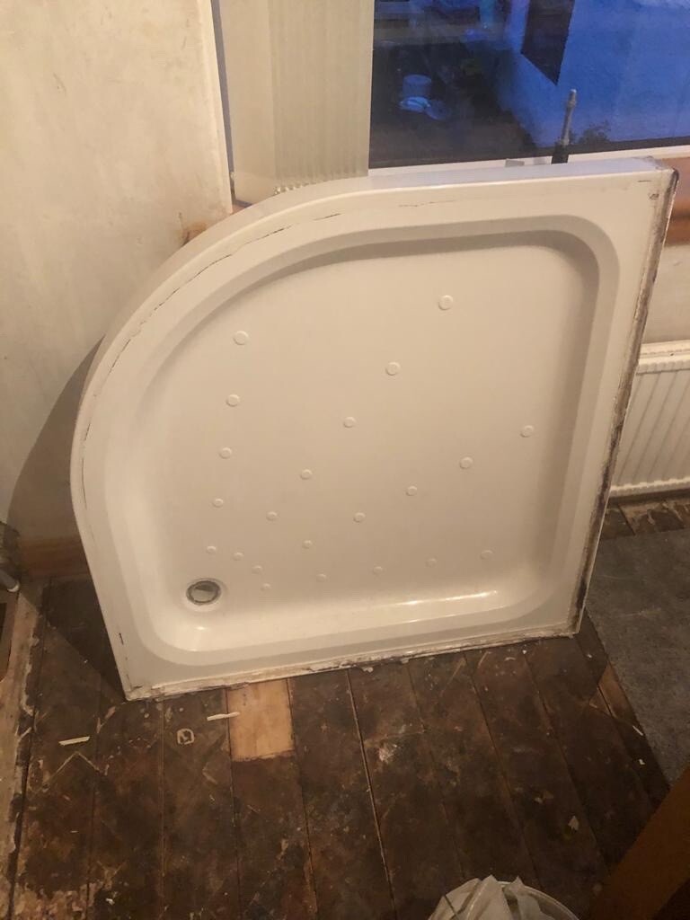 Shower tray 1m by 1m in Newton Mearns, Glasgow Gumtree