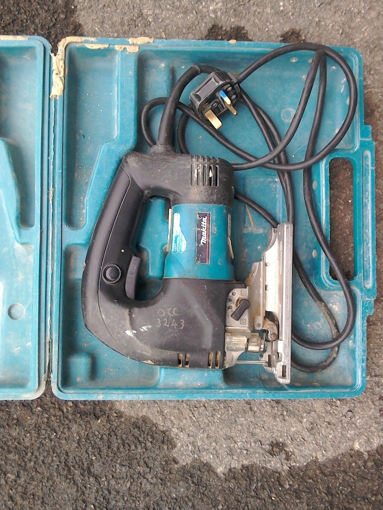 Makita electric jigsaw in Oxford, Oxfordshire Gumtree