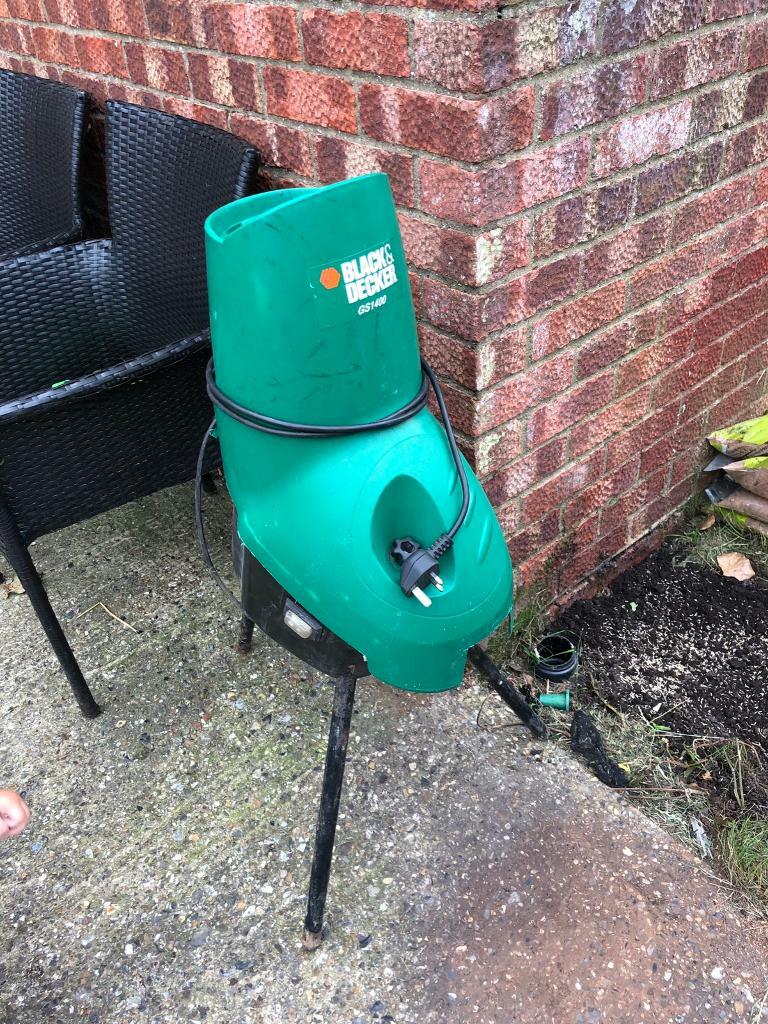 **REDUCED** Black and Decker Electric Garden Shredder in 