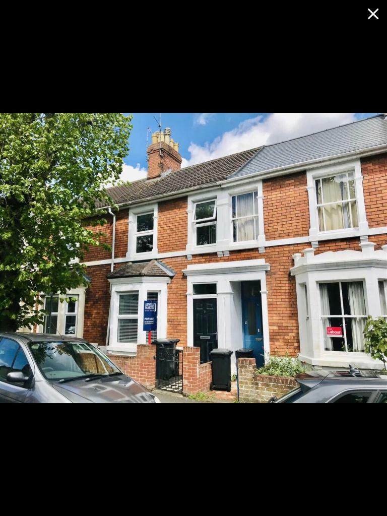 Stunning 3/4 Bed house to rent in Old Town Swindon in Swindon