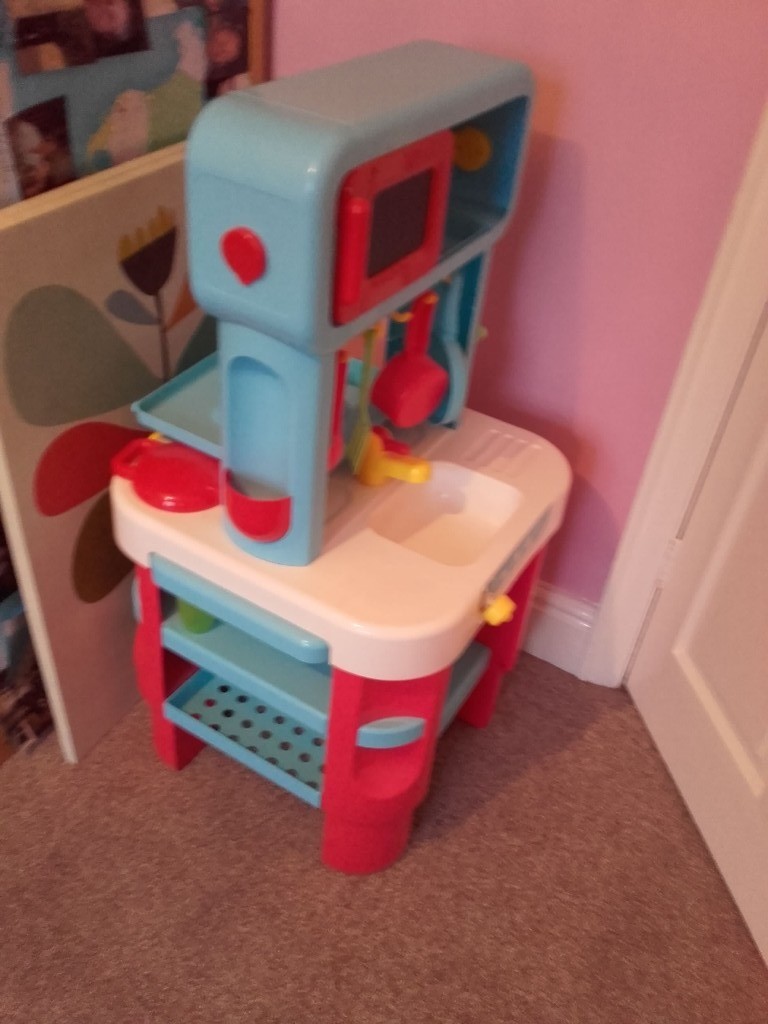 Early learning centre toy kitchen in Willerby, East Yorkshire Gumtree