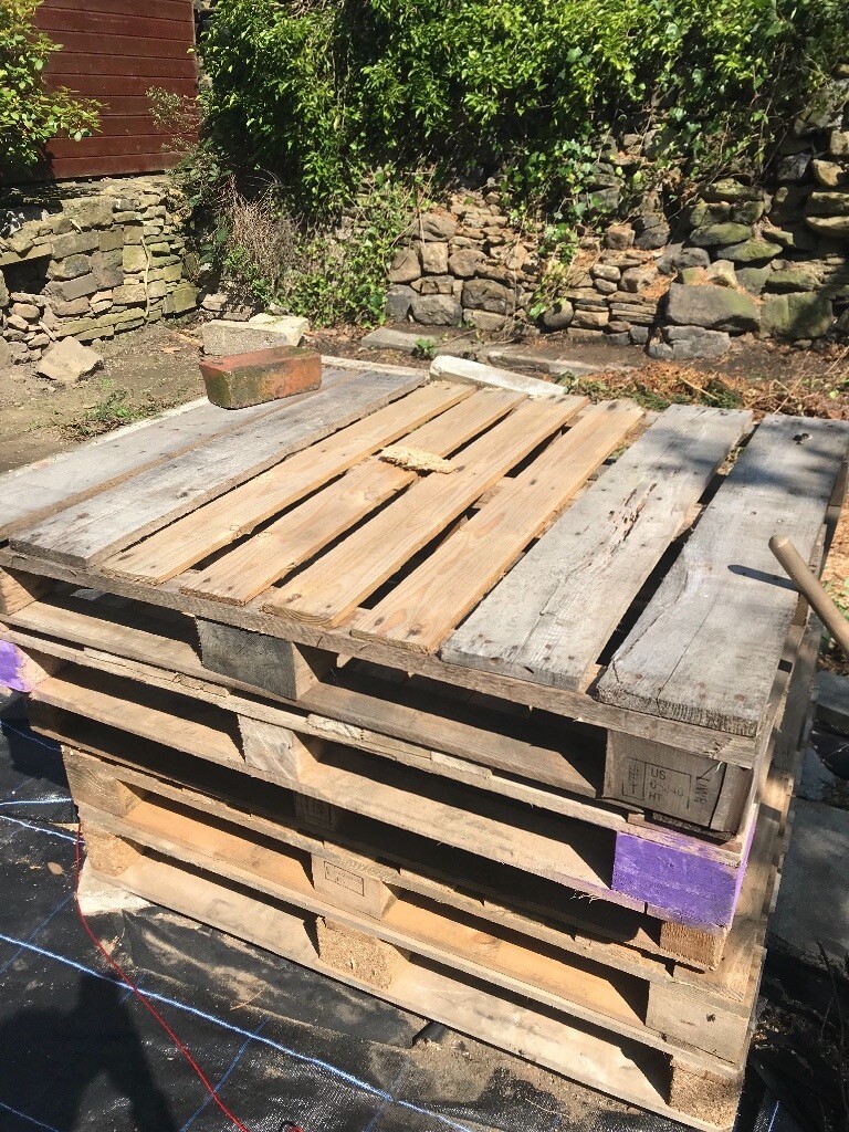 FREE pallets in Bingley, West Yorkshire Gumtree