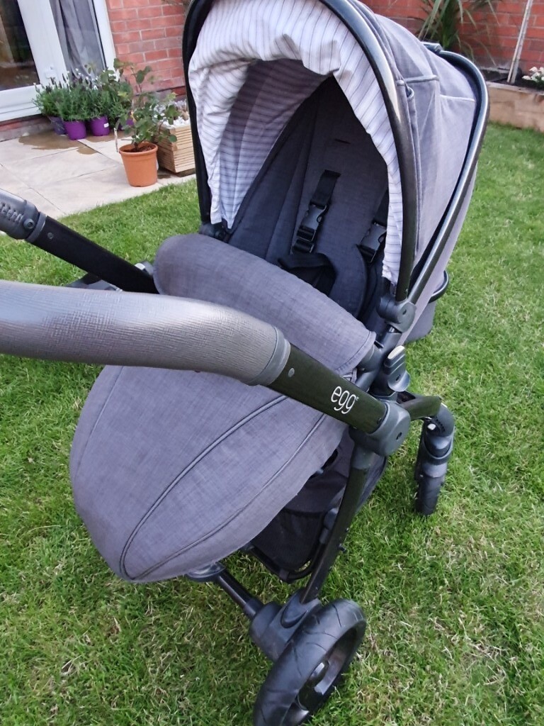 Egg pram with accessories car seat and isofix base in Pontefract