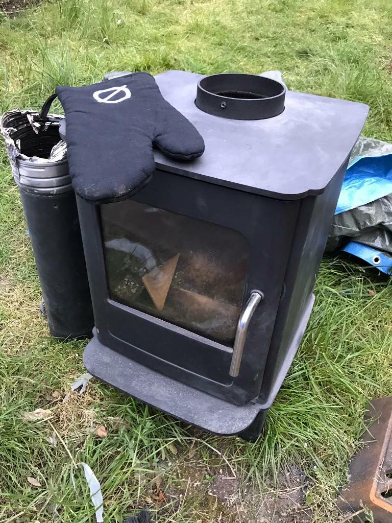 Morso 04 MultiFuel Stove Very Good Condition in Weybridge, Surrey