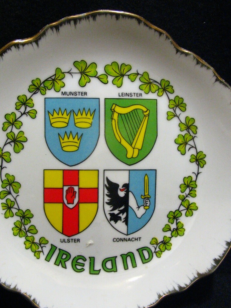 Ireland Shamrock IRISH BLESSING Decorative plates