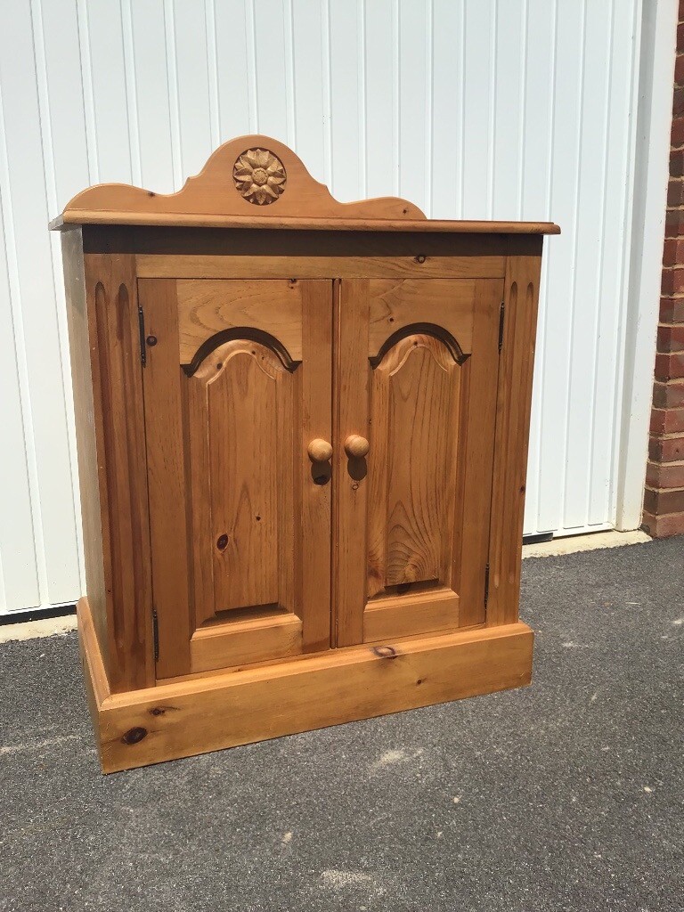 Attractive two door Canadian Pine cupboard. Ideal for ...