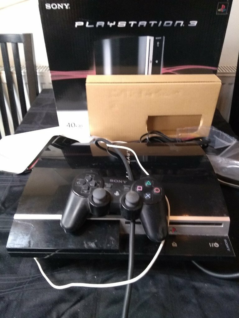 Old Playstation 3. Slight turning on glitch but works. in Coventry, West Midlands Gumtree