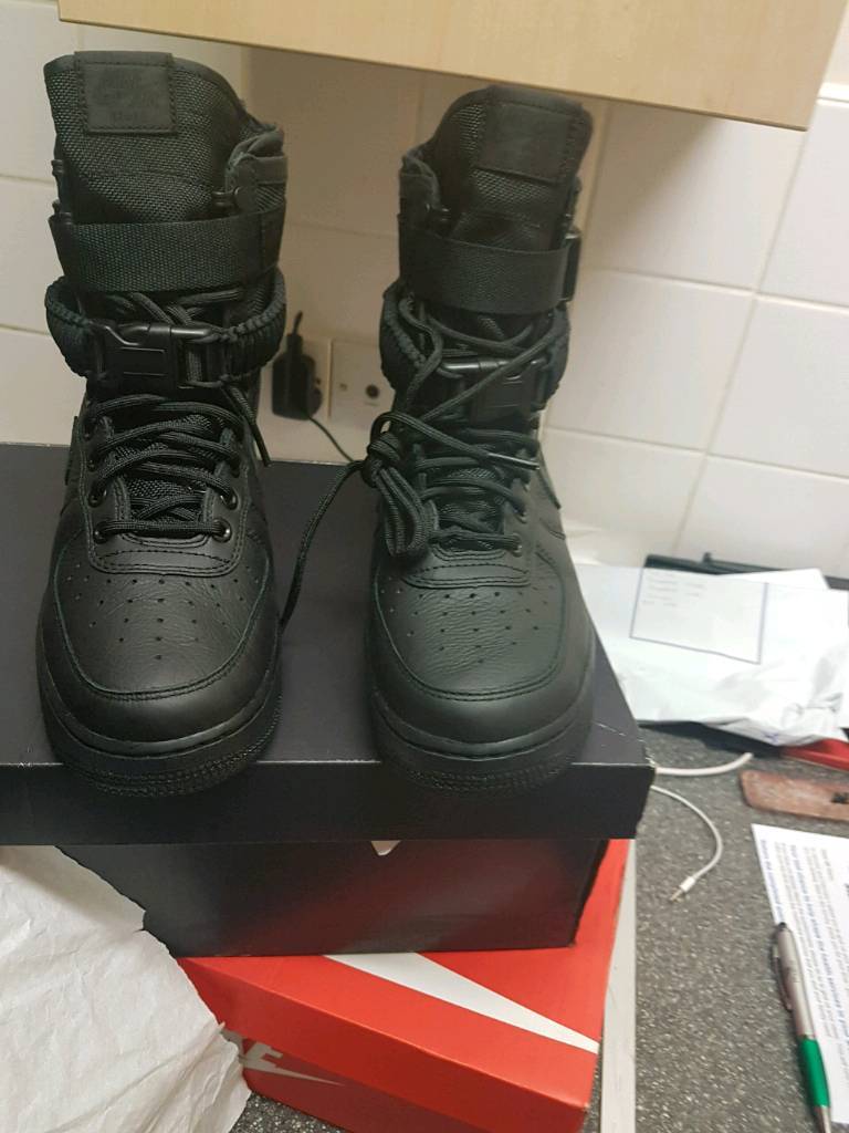 Nike SF Air Force AF1 Hi 1.0 - Men Shoes UK size 6 in all black 07895619210 | in London | Gumtree