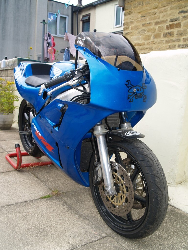 Honda vfr 400 nc30