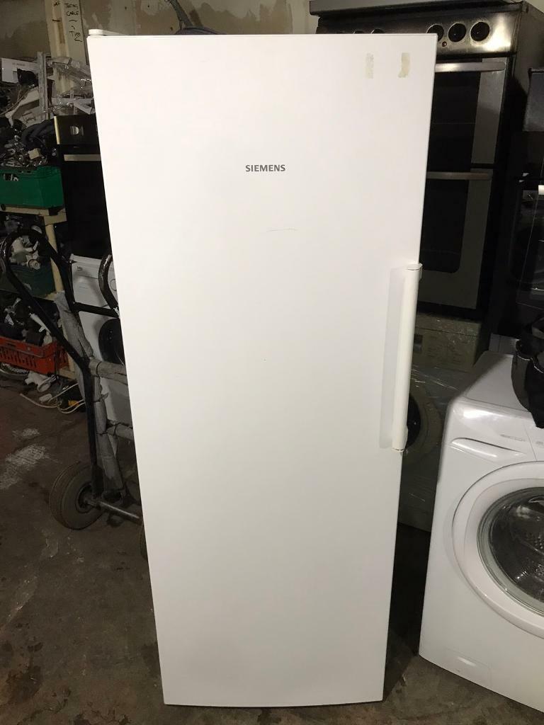 Siemens new model 5 ft tall frost free just larder refrigerator in