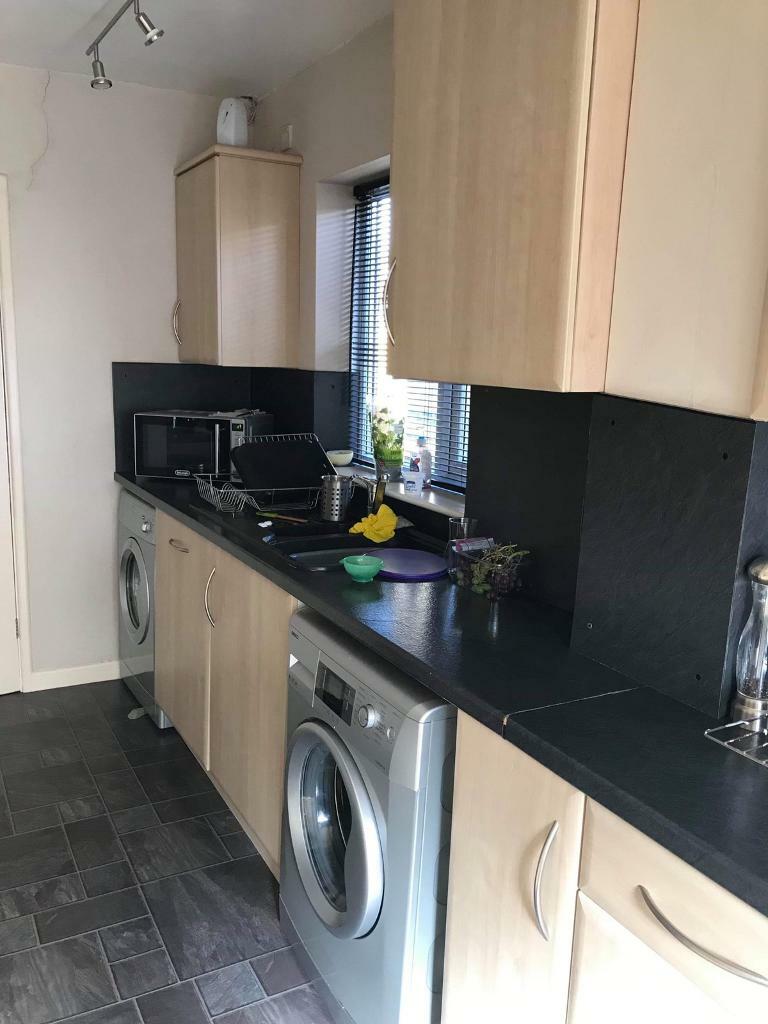 Second hand kitchen units Open to sensible offers in Kettering