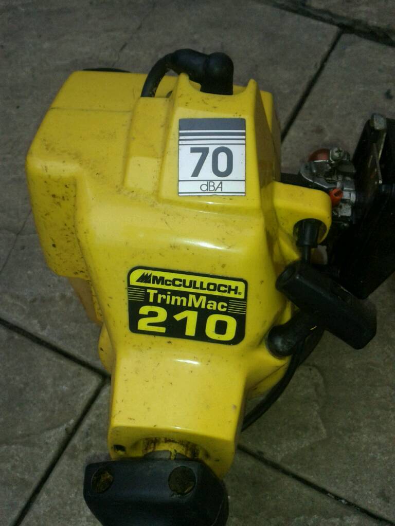 Mcculloch petrol strimmer spare or repair in Sunderland, Tyne and