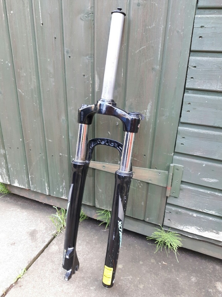 XTC Suntour Suspension Fork 29 inch disc brake in Murrayfield