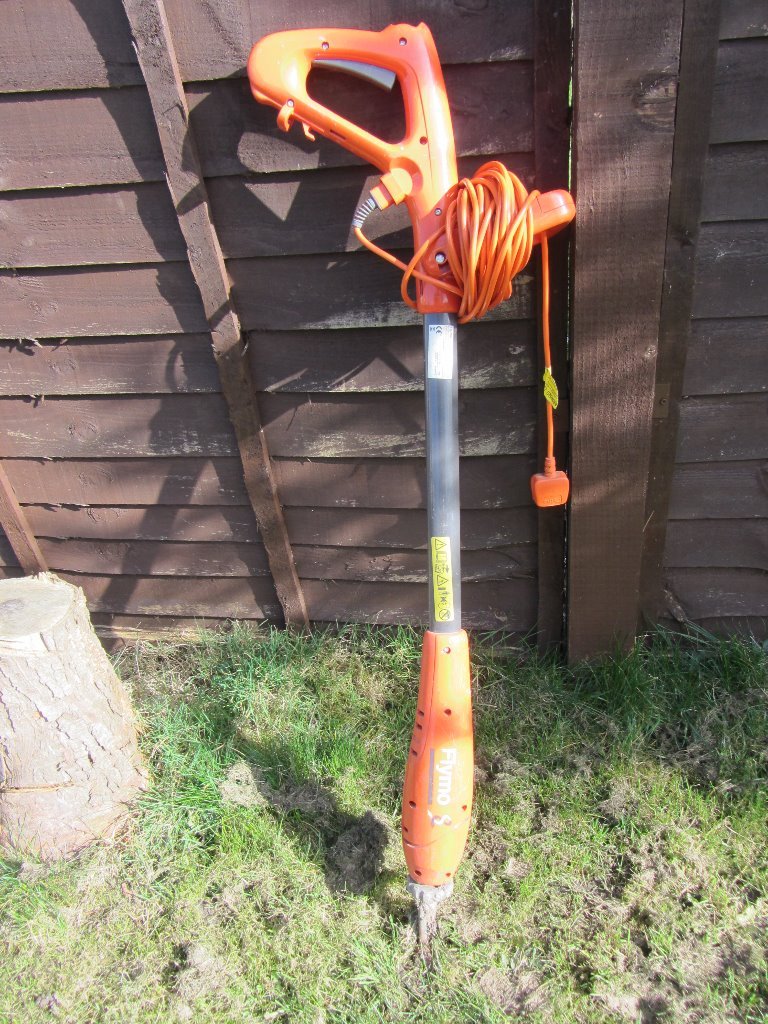 FLYMO BMT 27O ELECTRIC HOE in Welling, London Gumtree