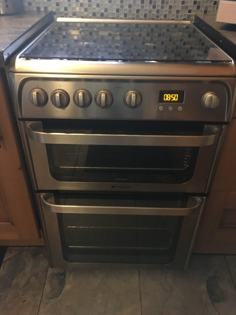 Hotpoint Freestanding Gas Cooker Double Oven 60cm in Redcar, North