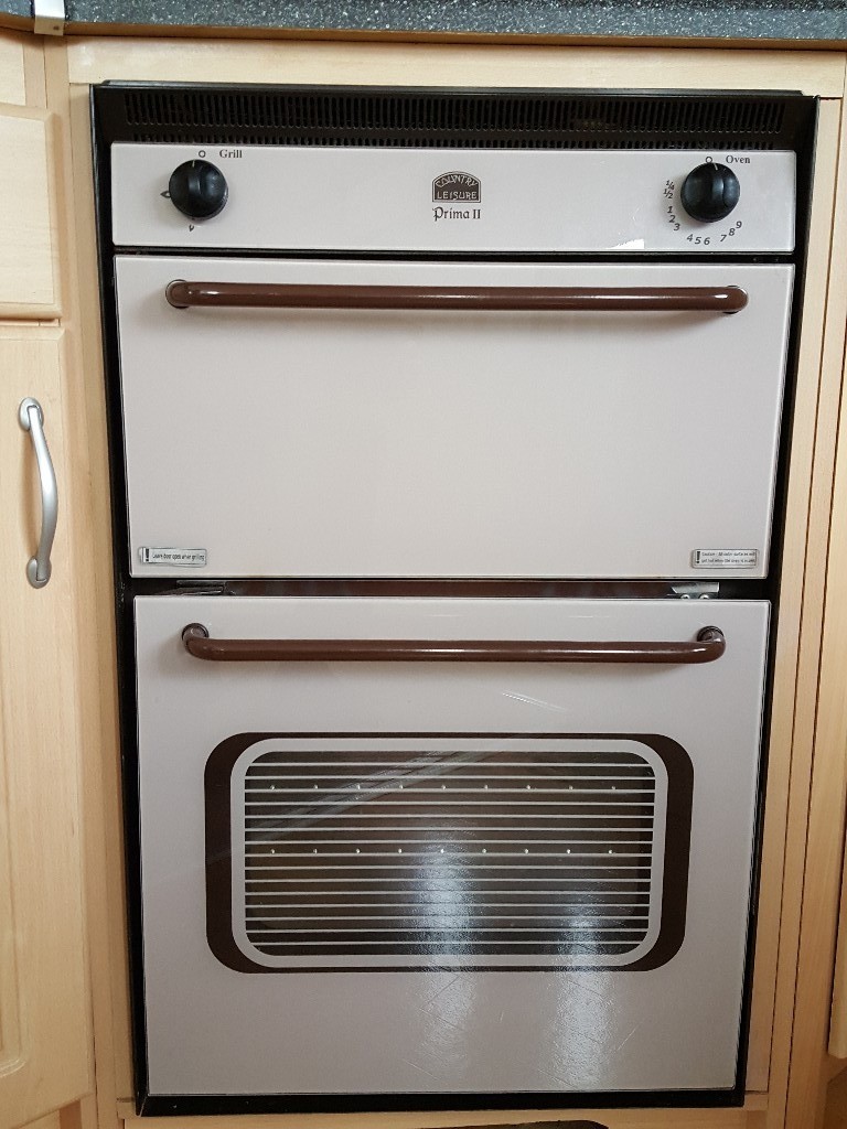 caravan cooker oven and grill for sale built in spottles. LPG in