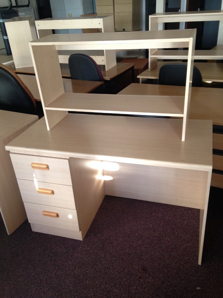 Single Office Desks in Govan, Glasgow Gumtree