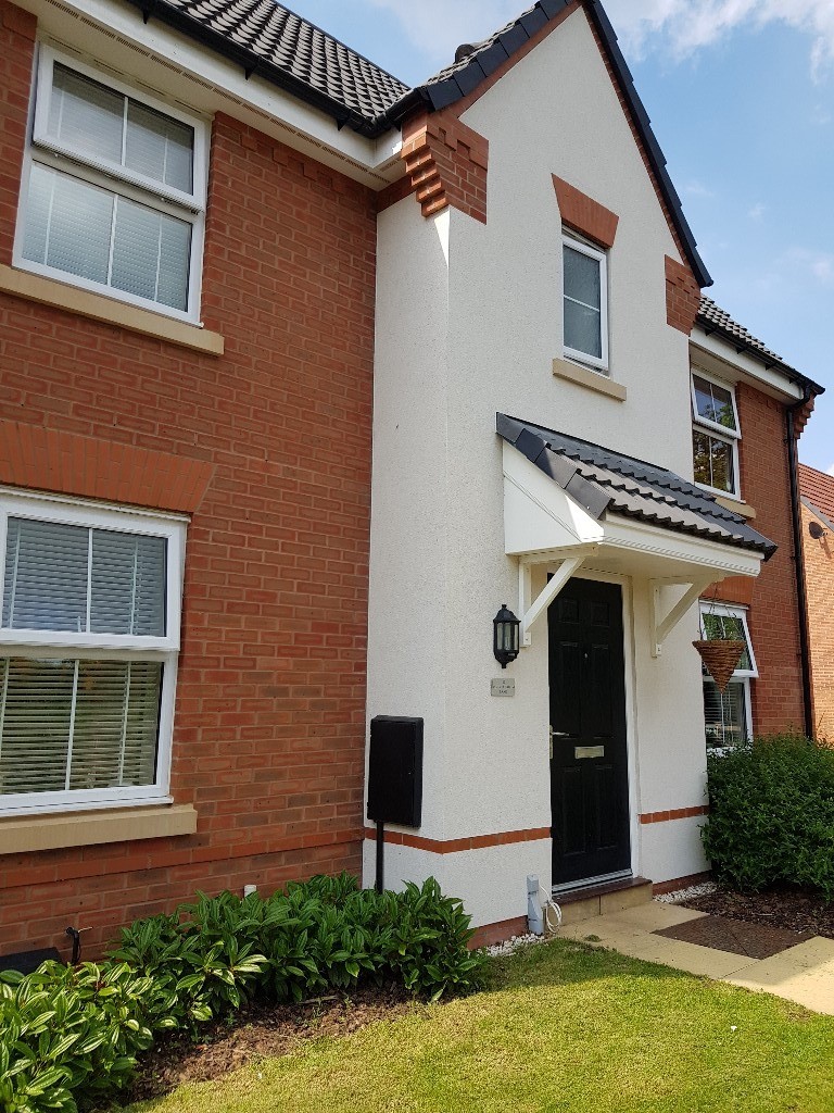 Dickens Heath, lovely detatched 3 Bed House New build exchange .Looking